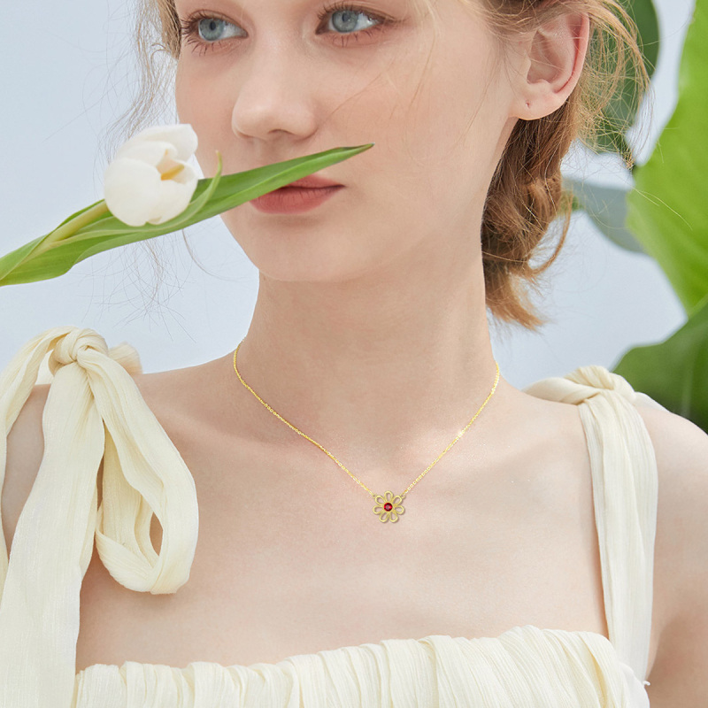 Colar com pendente de margarida em ouro branco 10K com cristal de lapidação redonda-2