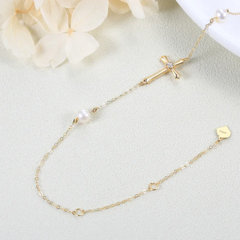 Bracelet en or 18K avec pendentif croix en Moissanite de forme circulaire-4