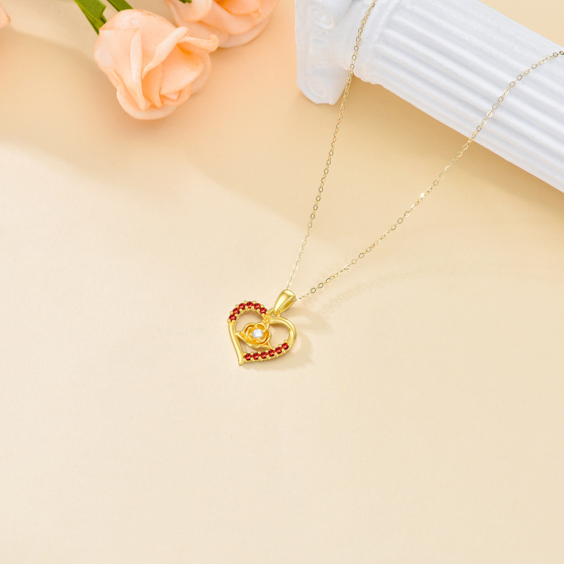 Colar com pendente de rosa e coração em ouro branco 10K com moissanita de corte redondo-4