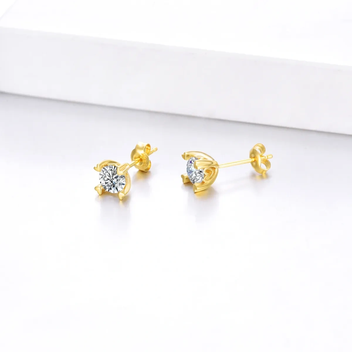 10K Gold Circular Shaped Moissanite Stud Earrings-3