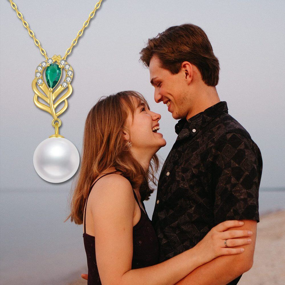 Collana in oro 10K con perle a forma circolare e ciondolo con piume di pavone-6