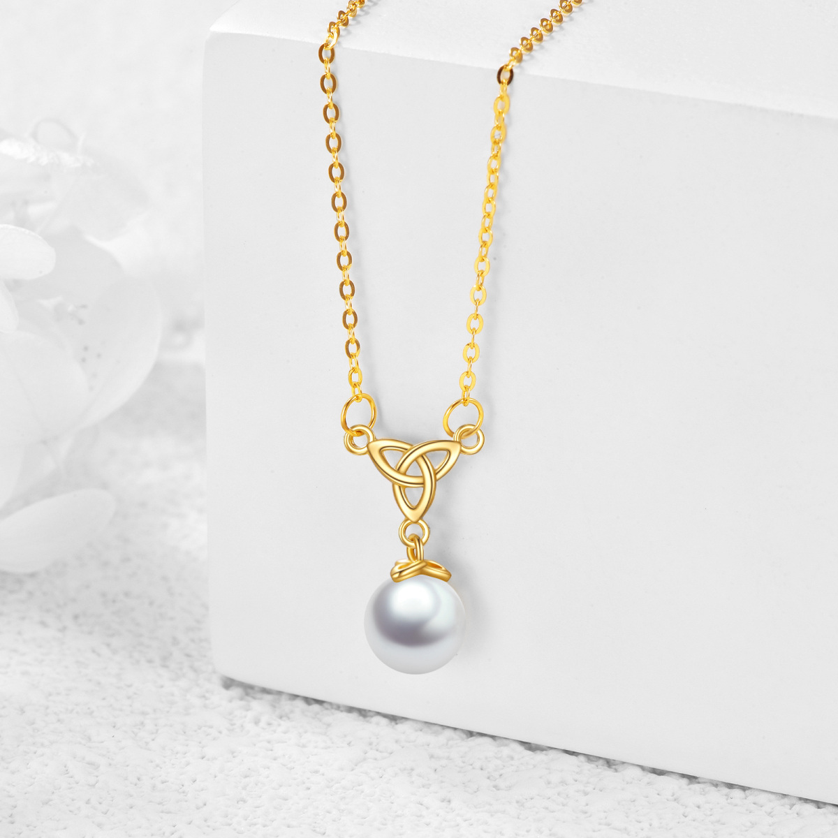 Collana con nodo celtico di perle a forma circolare in oro 14K-4