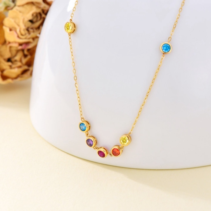 10K Gold Circular Shaped Cubic Zirconia Round Pendant Necklace-3