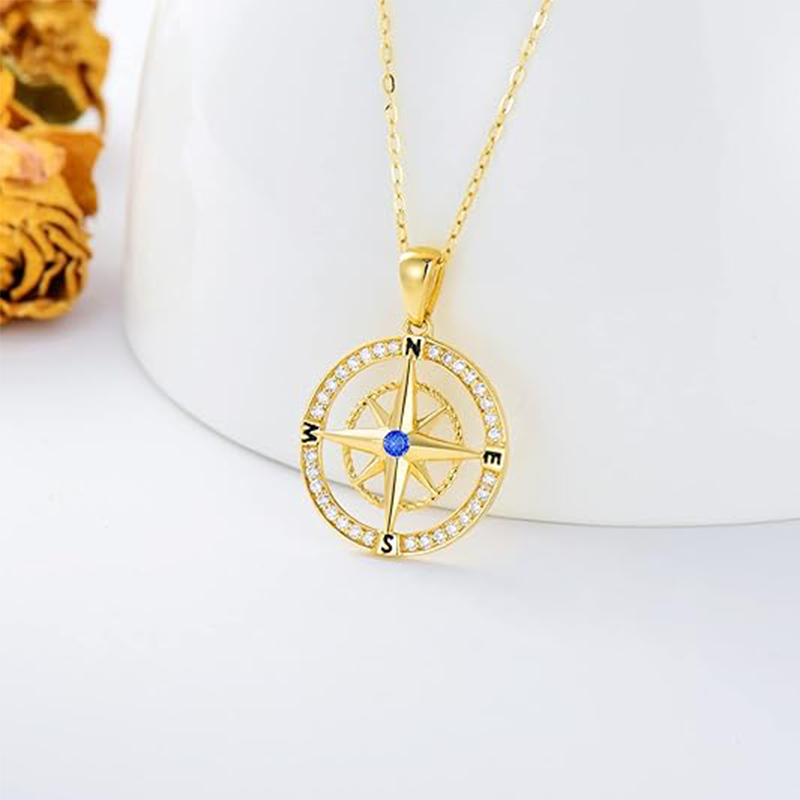 Collier avec pendentif boussole en or 10 carats et oxyde de zirconium-3