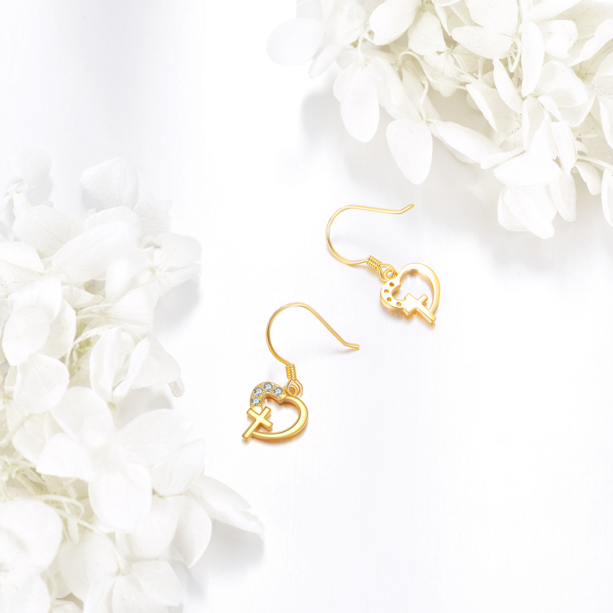 Pendientes colgantes con forma de cruz y corazón de circonita cúbica en oro de 14 quilates-4