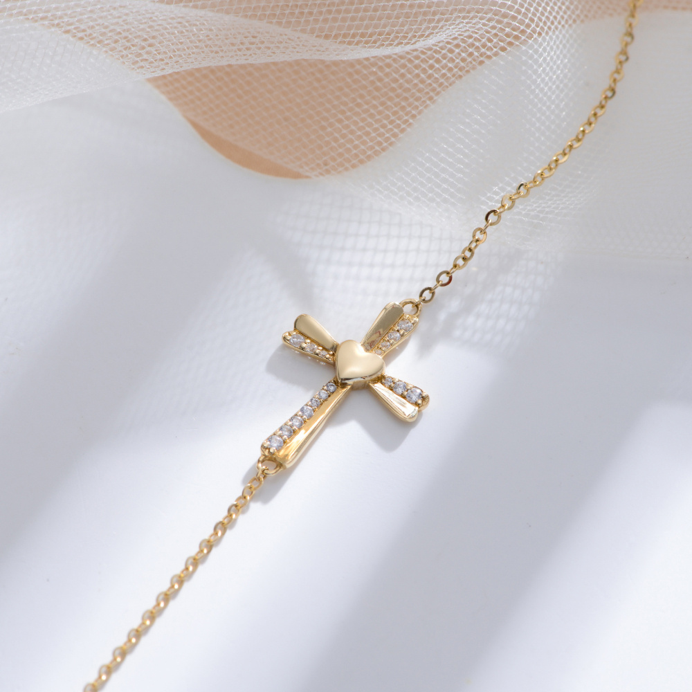 Pulseiras de cruz de coração de zircônia cúbica em ouro amarelo 10K para mulheres-4