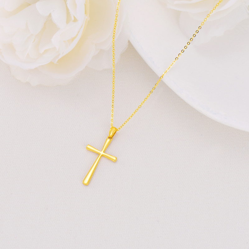 Collar con colgante de cruz de oro de 18 quilates-3
