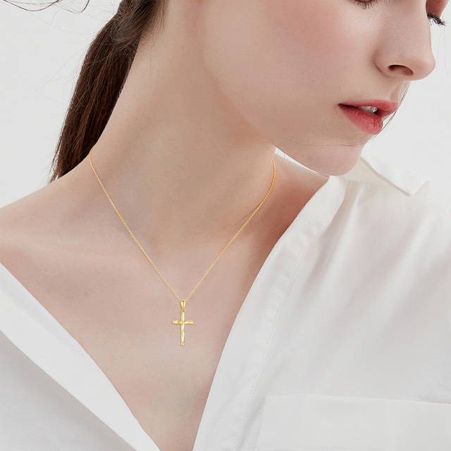 Collana con ciondolo a forma di croce in oro 14K-2