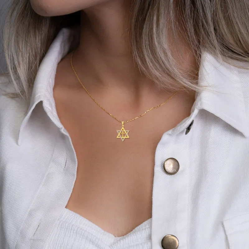 Colar com pendente cruz e estrela de David em zircónio cúbico em ouro de 14K-2