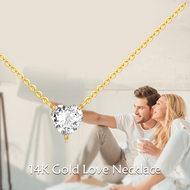 Halskette aus 10-karätigem Gold mit Moissanit-Herzanhänger (1 Karat Gesamtgewicht).-6