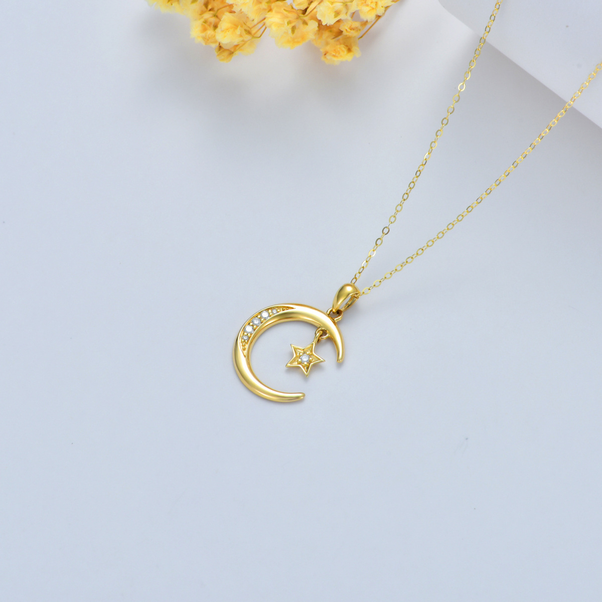 Collier à pendentif lune et étoile en or 14K et diamants-4