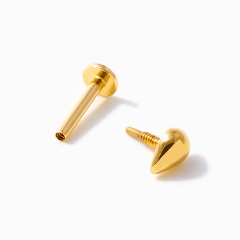 Aretes de tachuelas en forma de gota de oro de 14 quilates-3