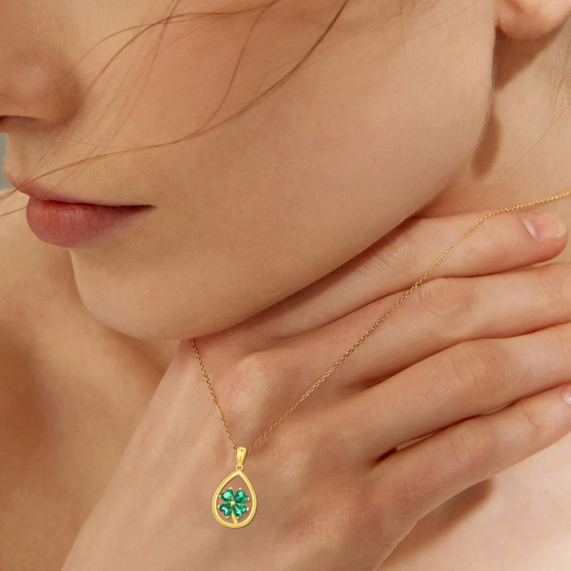 Colar com pendente em forma de trevo de quatro folhas e gota em ouro branco de 10 quilates com zircónias cúbicas-2