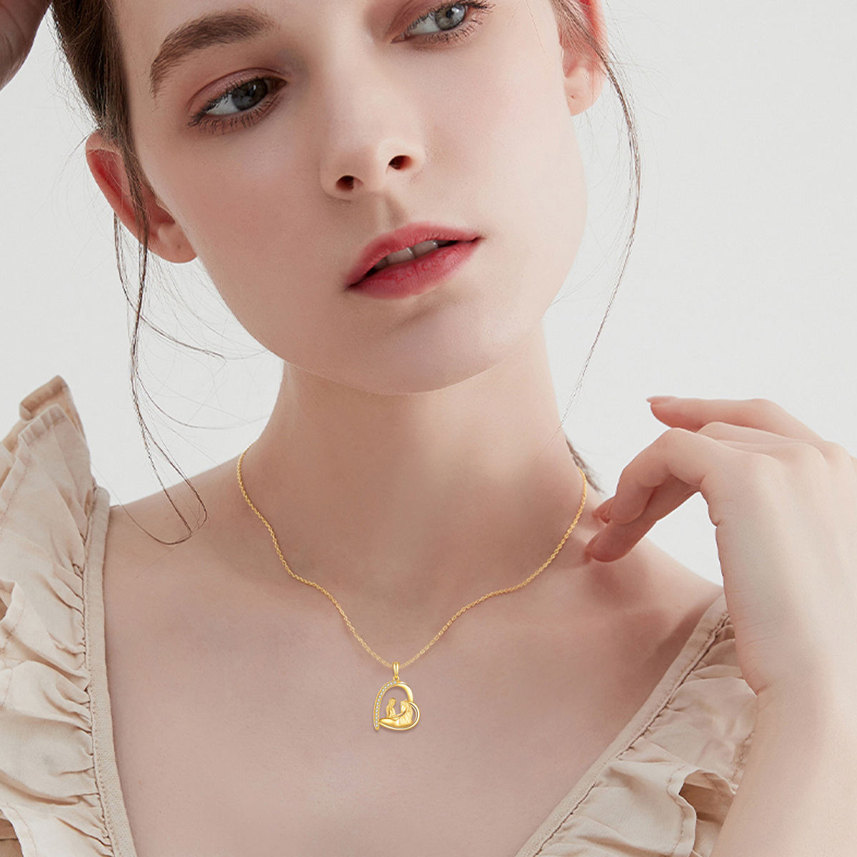 Collier en or 14K avec pendentif en forme de coeur de fille et de cheval en zircon cubique-2