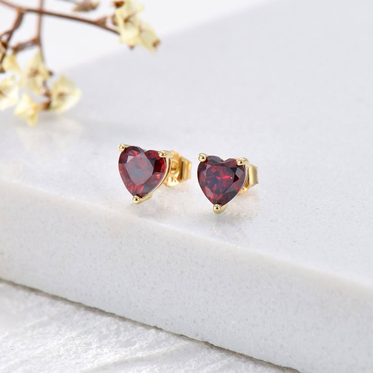 Brincos de garnet com coração de ouro 14K para mulheres-3