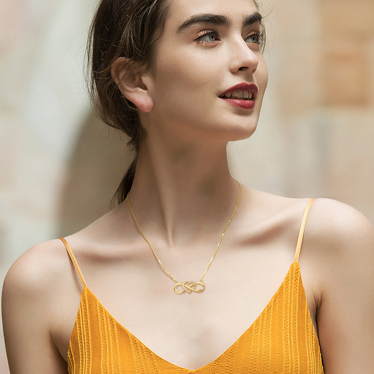 Collana con ciondolo a cuore e simbolo dell'infinito in oro 14K con zirconia cubica-2