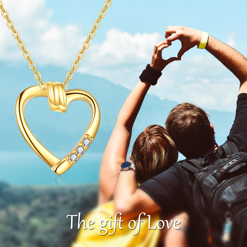 قلادة على شكل قلب من الذهب عيار 10 قيراط مرصعة بالزركونيا المكعبة-5