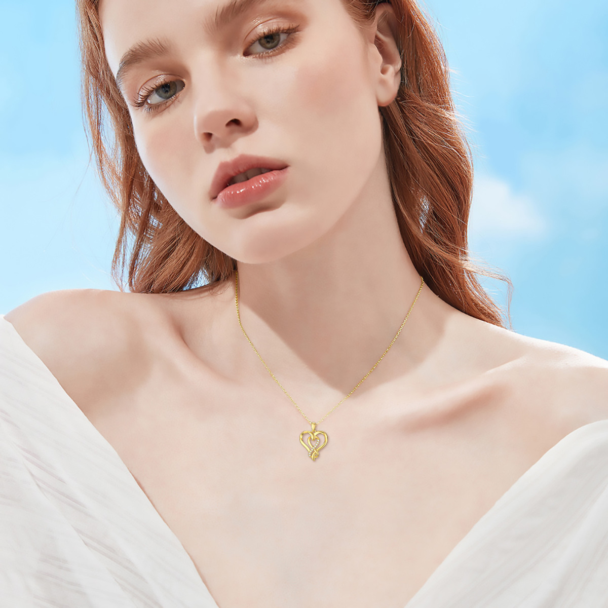 Collana con ciondolo a forma di cuore in oro 14K con zirconia cubica-2