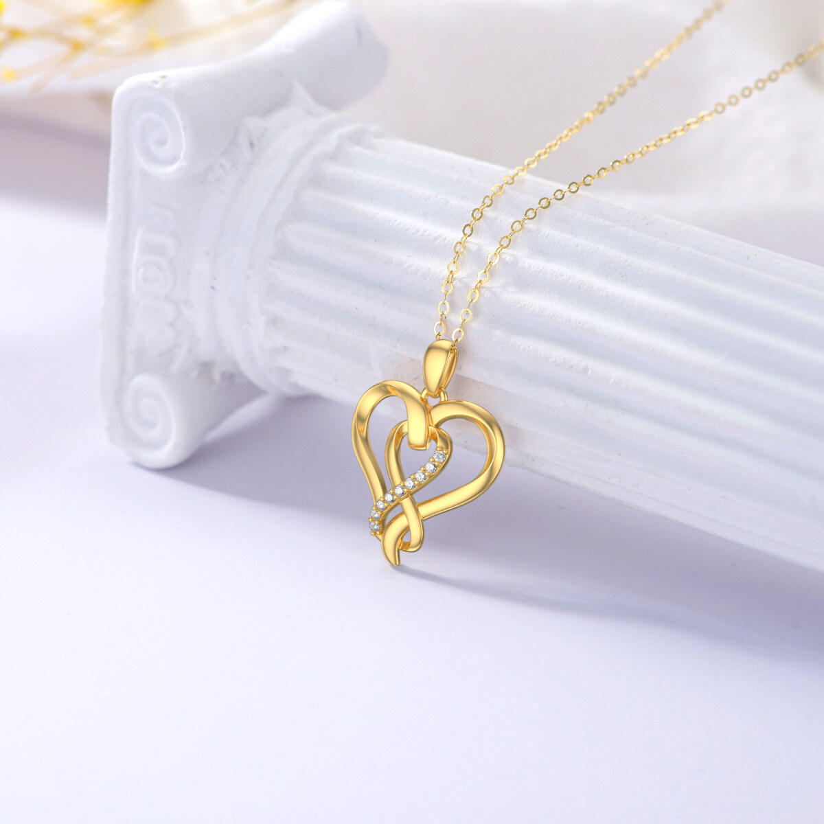 Collana con ciondolo a forma di cuore in oro 14K con zirconia cubica-3