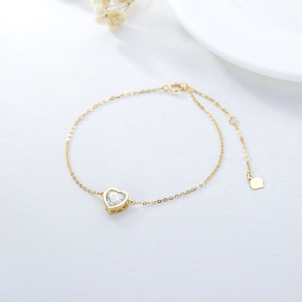 10K Gold Heart Moissanite Charm Bracelet For Women-4