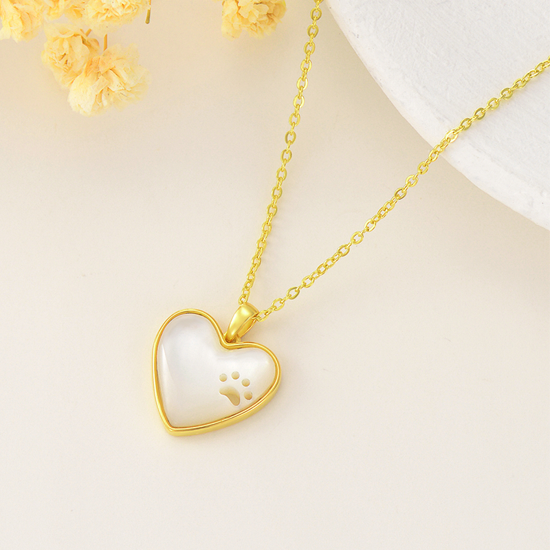 Collana con ciondolo a forma di cuore in madreperla taglio cuore in oro bianco 10K-4