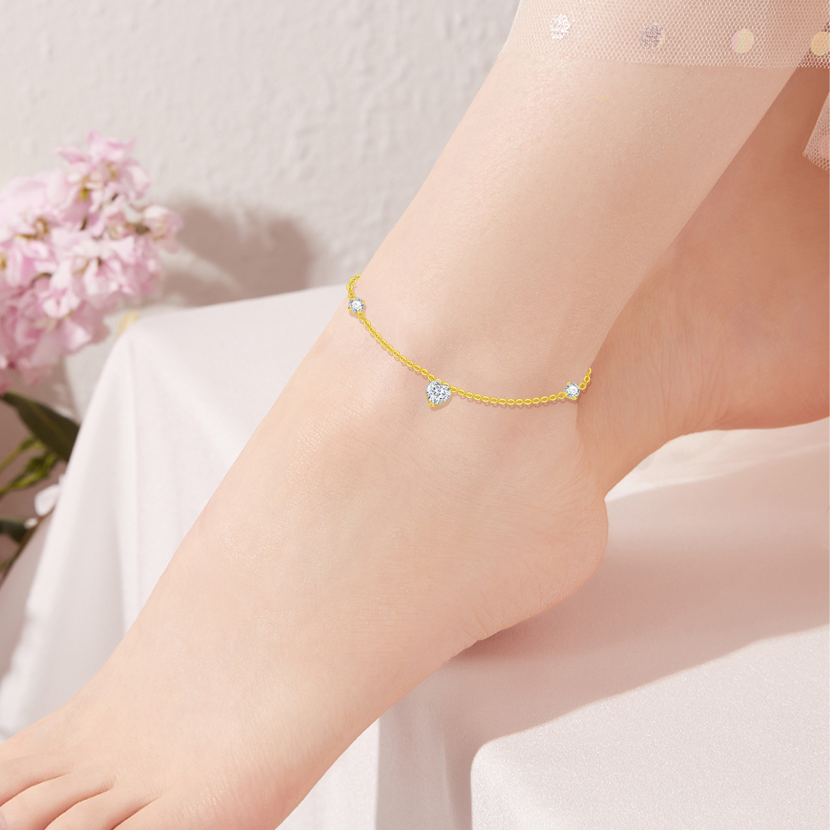 14K Gold Heart Cubic Zirconia Heart Single Layer Anklet For Women-2