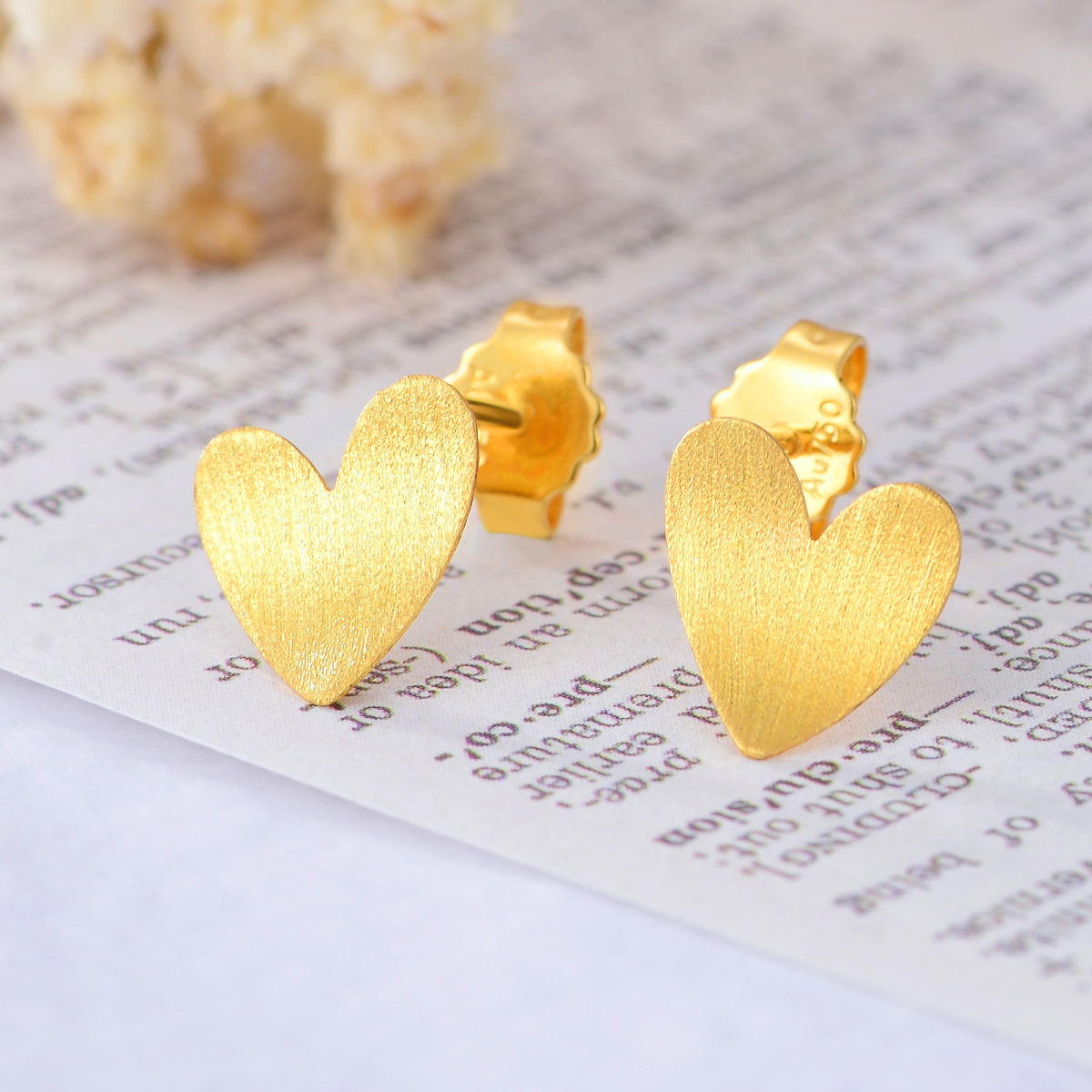 18K Gold Heart Stud Earrings-3