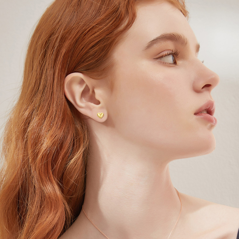 10K White Gold Heart Stud Earrings-2