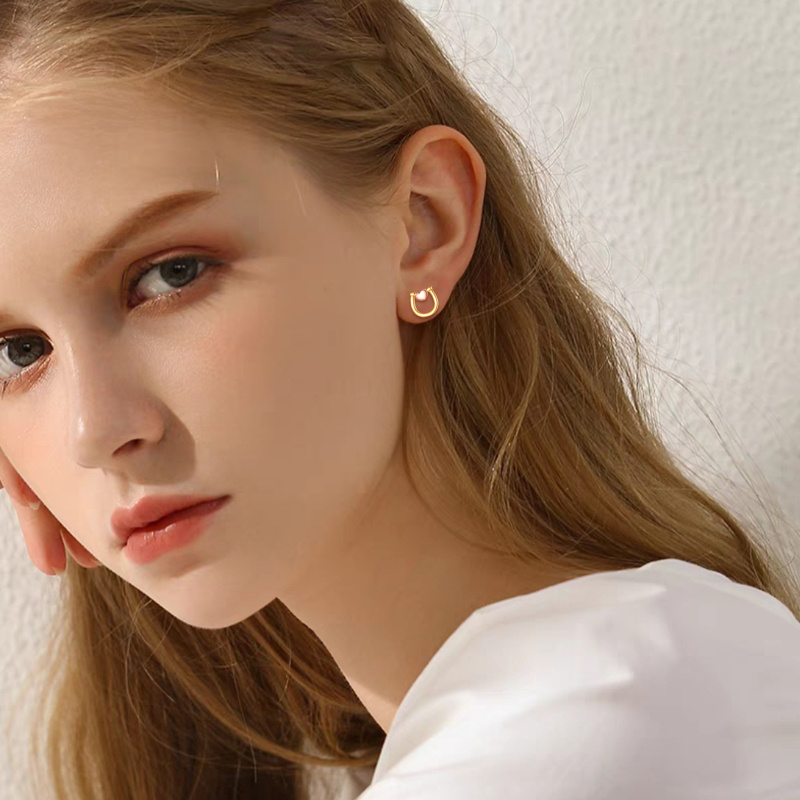 Kolczyki w kształcie podkowy z białego złota 14K-2