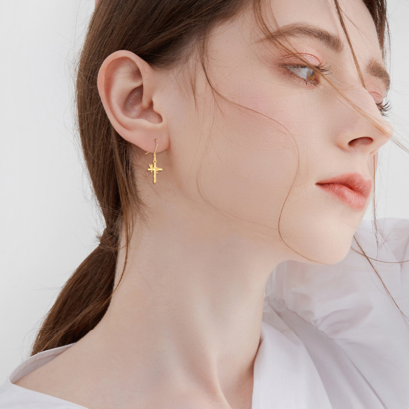 أقراط متدلية من الذهب الوردي عيار 10 قيراط بتصميم طائر الطنان والصليب-2