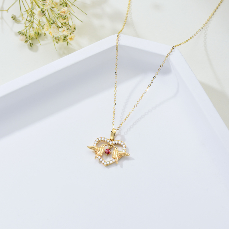 Colar com pingente de coração de beija-flor de zircônia cúbica em ouro 10K-4