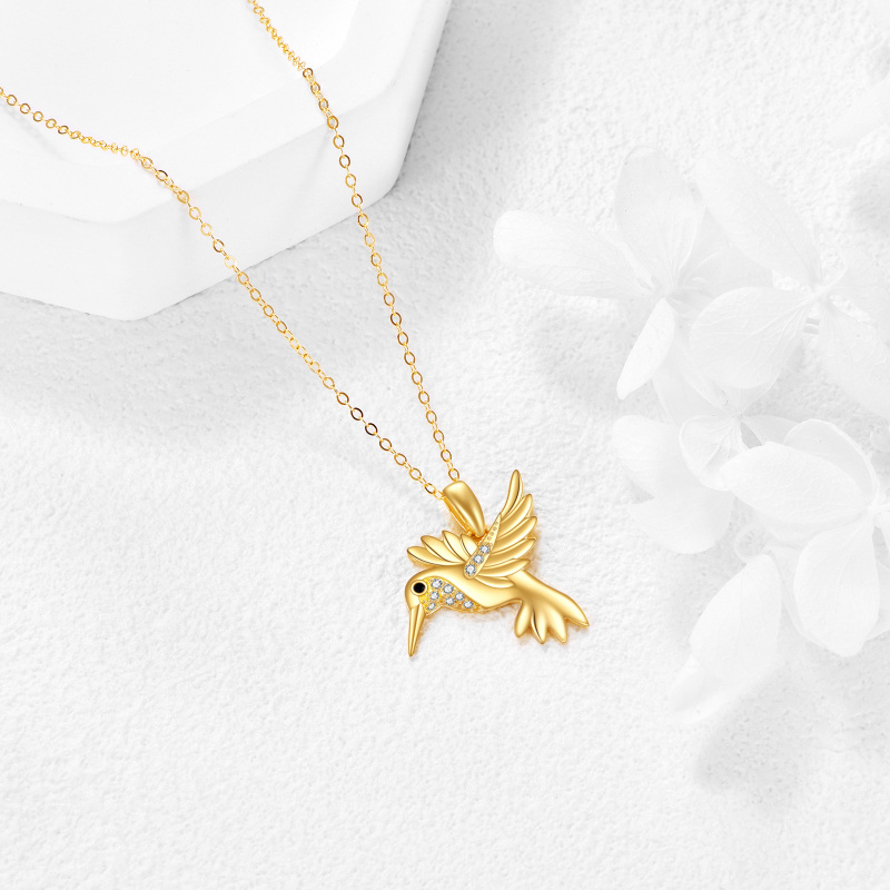 Collar con colgante de colibrí de oro de 14 quilates y circonitas cúbicas-4