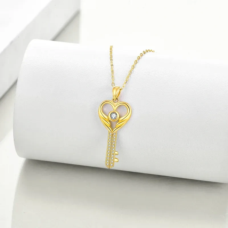 Collier pendentif clé en or 10 carats-4