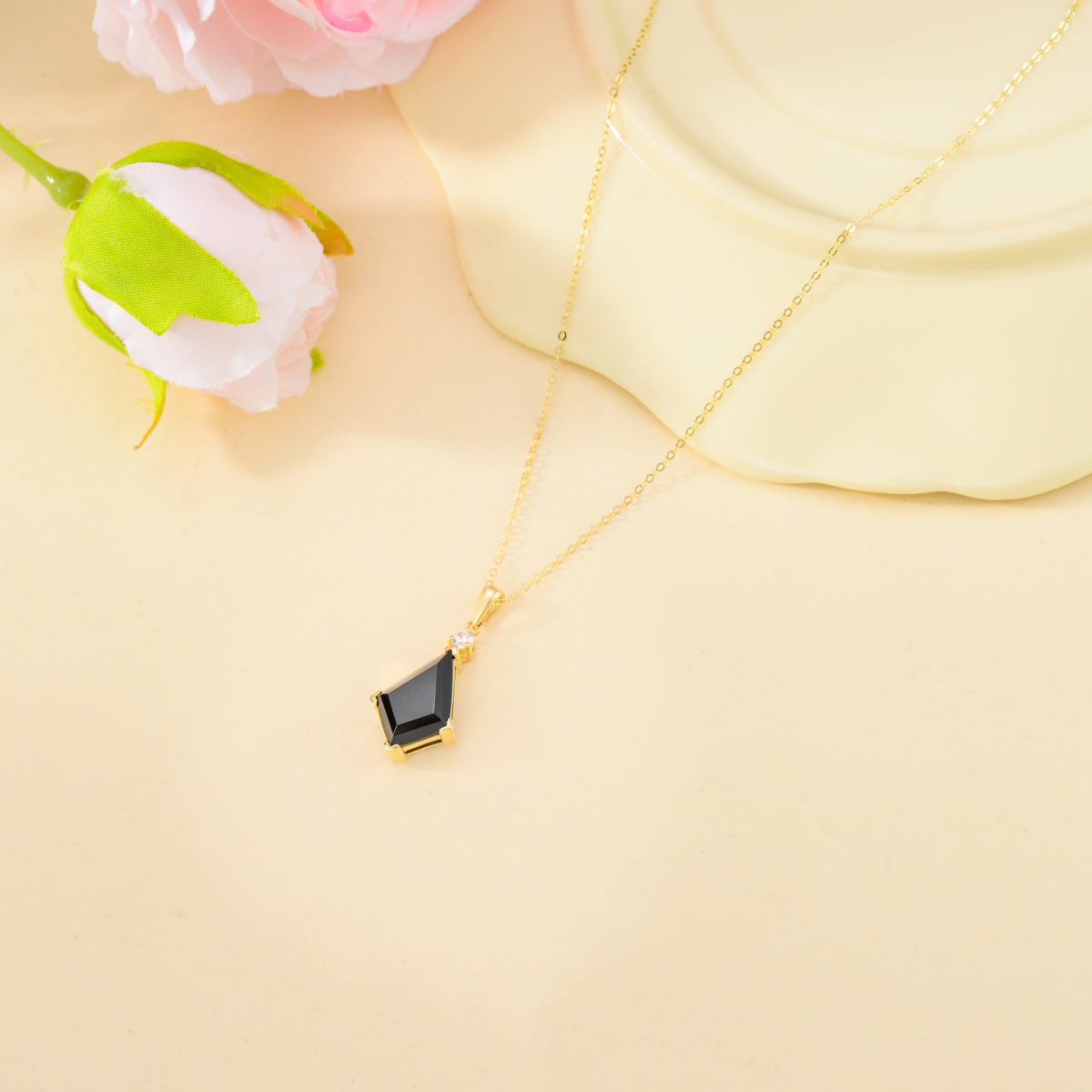 14K Gold Kite Cut Black Agate Pendant Necklace-4