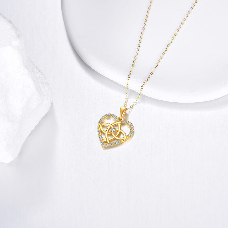 Naszyjnik z wisiorkiem w kształcie serca z 14-karatowego złota z diamentami laboratoryjnymi-4