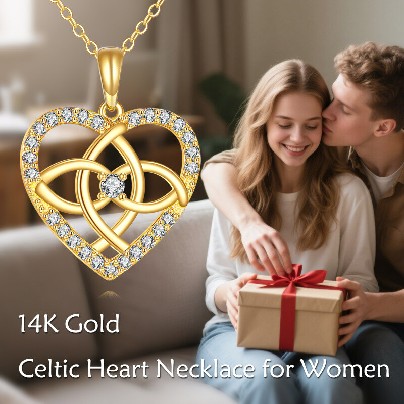 Naszyjnik z wisiorkiem w kształcie serca z 14-karatowego złota z diamentami laboratoryjnymi-6