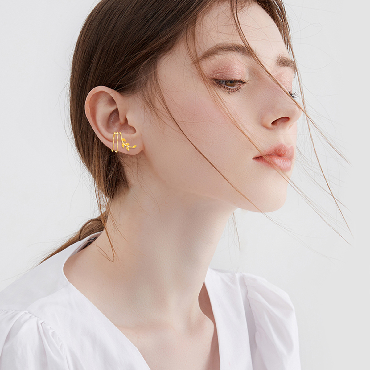 Pendientes tipo brazalete con hojas de oro de 14 quilates-2