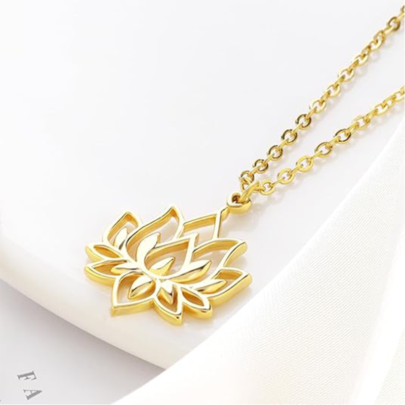 Collier pendentif lotus en or 10 carats-3