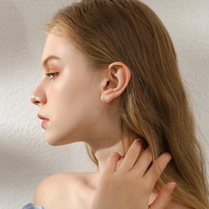 Brincos Lotus em ouro 18K com zircónias cúbicas-2