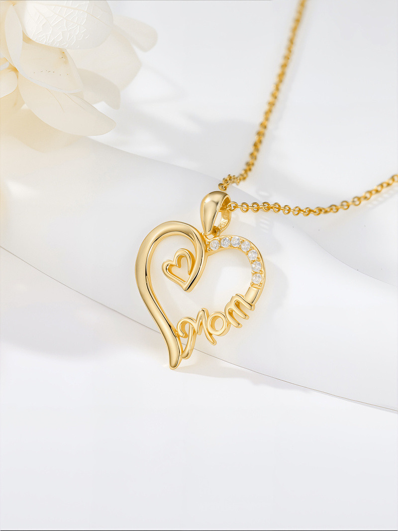 Collar con colgante de corazón y mamá de circonio cúbico en oro de 14 quilates-4