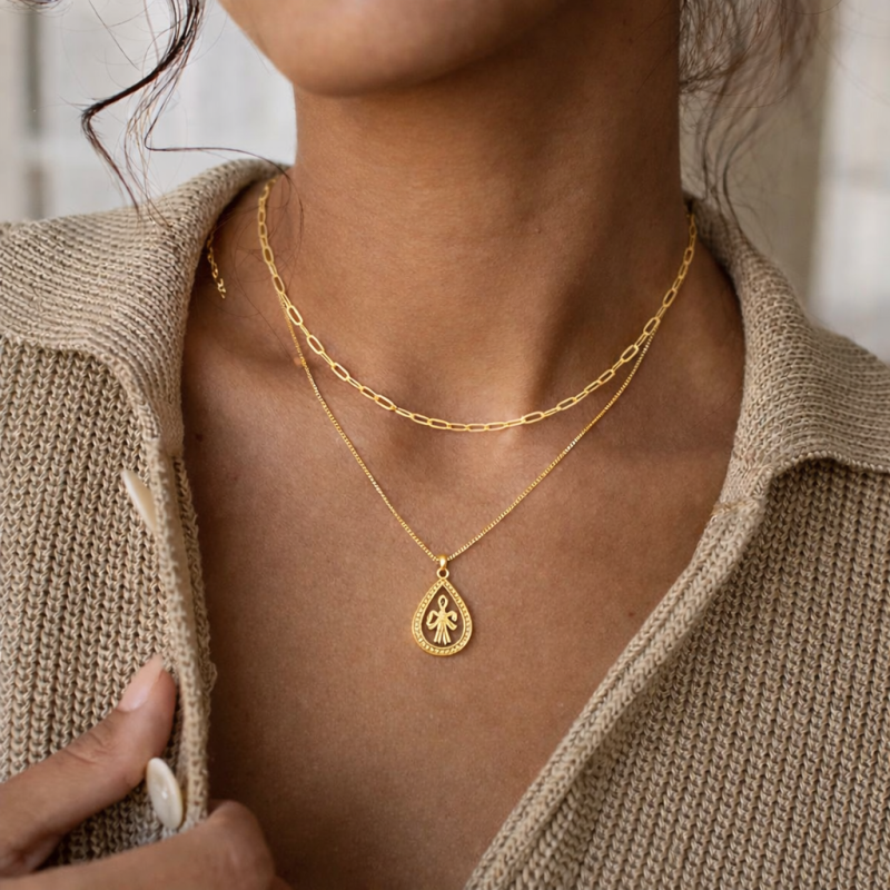 Collier pendentif aile d'ange en or 18K avec moissanite-2