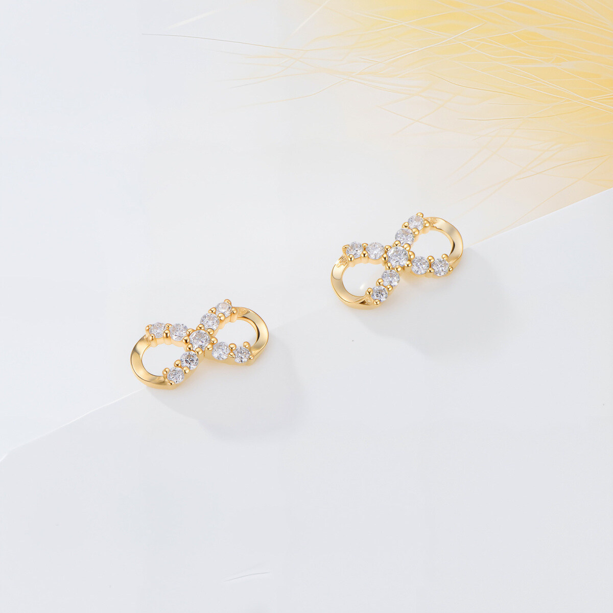 Pendientes de moissanita con lazo en oro de 14 quilates-2