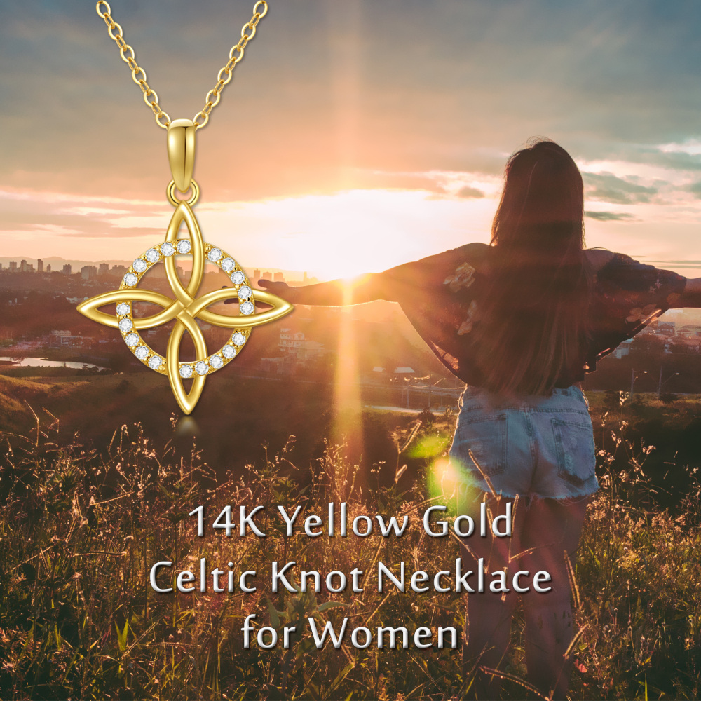 Colar com pingente de nó celta de moissanita de ouro 10K-6