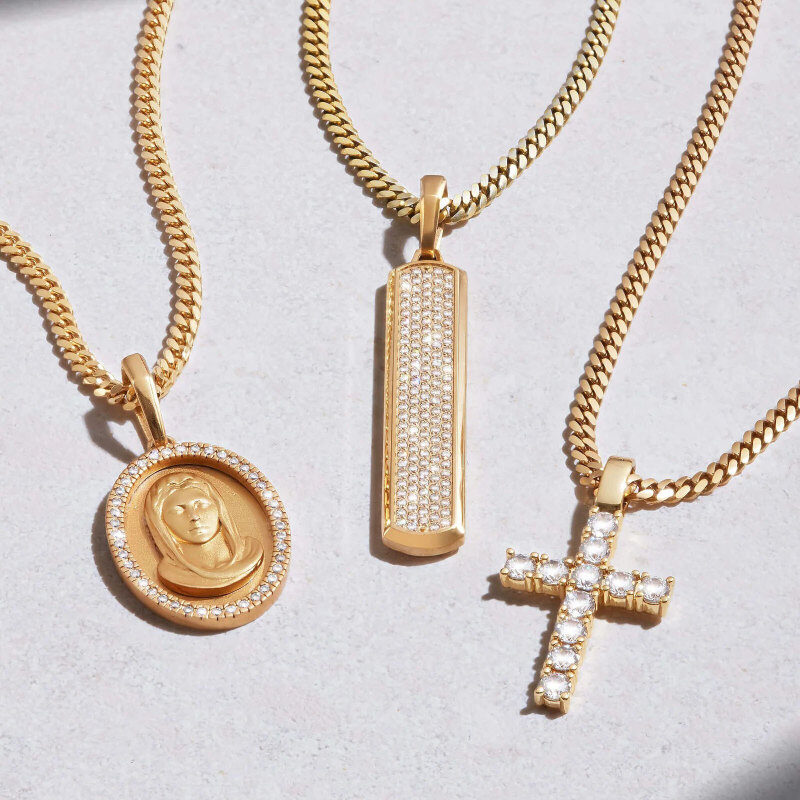 Collar con colgante de cruz de moissanita en oro de 14 quilates para hombres-3