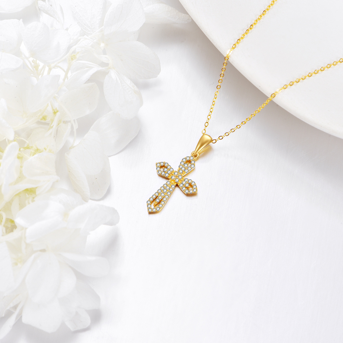 14K Gold Moissanite Cross Pendant Necklace-3