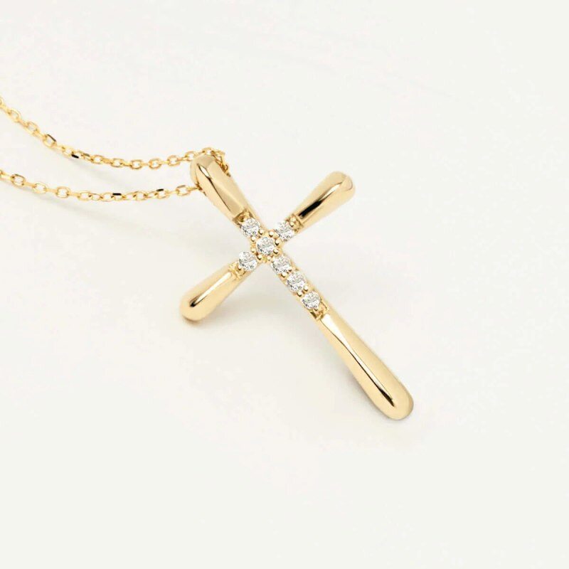 Collar con colgante de cruz de moissanita en oro de 14 quilates-3