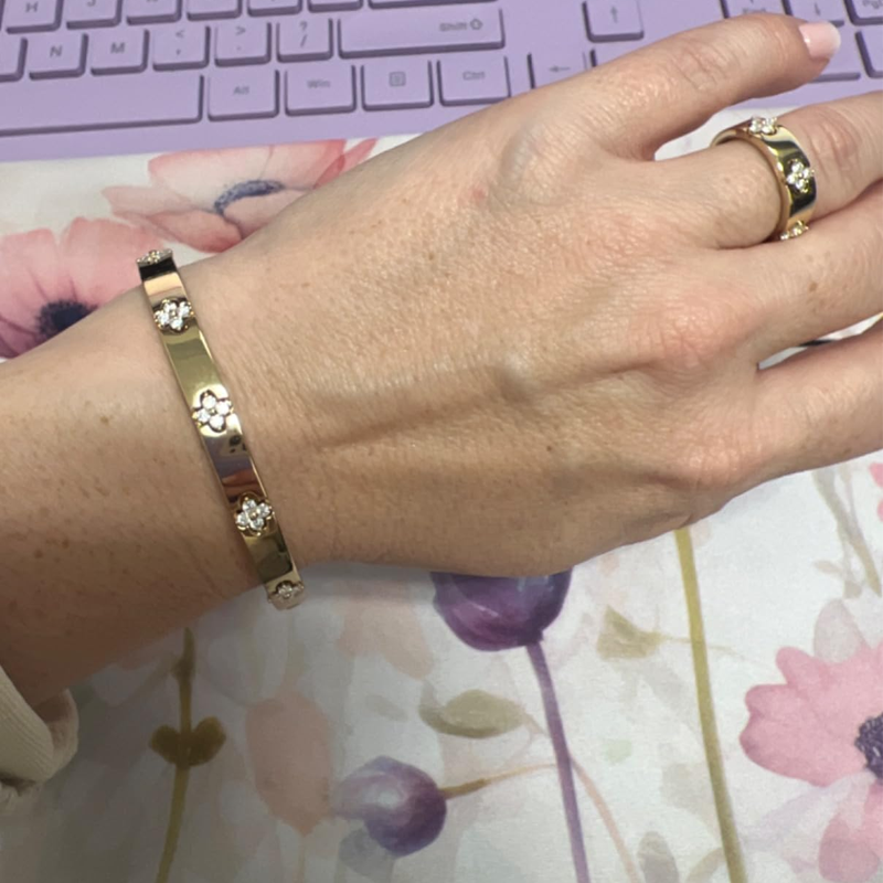 Sterling Silver with Yellow Gold Plated Moissanite Four Leaf Clover Plain Bangle Bracelet-4