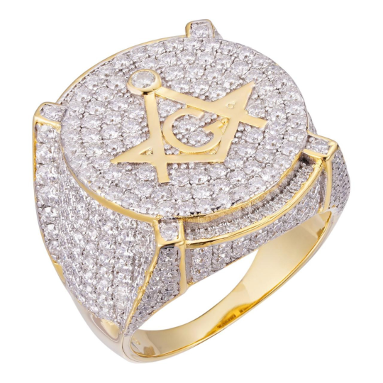 Anillo masónico de plata de ley con moissanita bañada en oro amarillo para hombre.