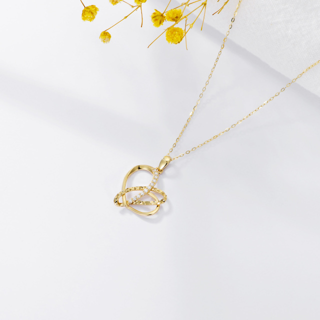 Collana con ciondolo a forma di cuore in moissanite in oro 14K-4