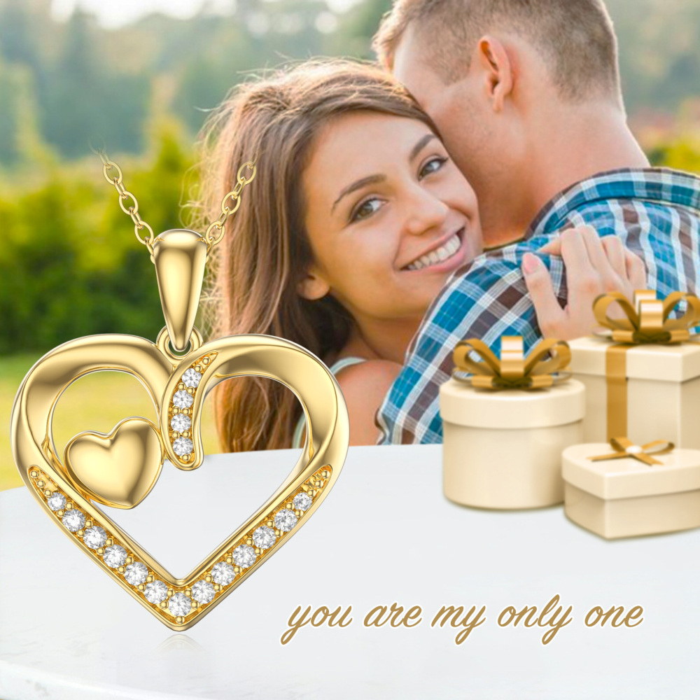 10K Gold Heart Moissanite Pendant Necklace For Women-4